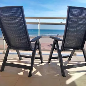 https://pineda-beach-1a-linea-de-mar-parking.catalonia-hotels.com