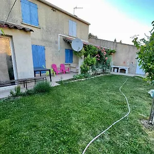 Сasa de vacaciones Avignon- Montfavet En Périphérique Du Centre D'avignon Wifi Avec Grand Parking, Aviñón