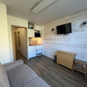 https://studio-des-cintes-blanques.midi-pyreneeshotels.com
